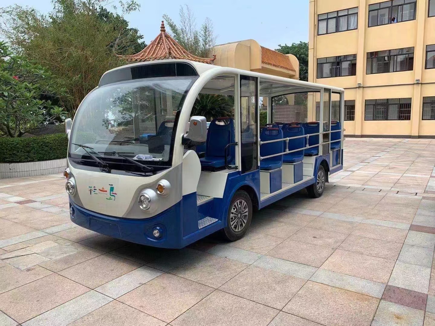 珠海桂山島訂購(gòu)我司19座電動(dòng)觀光車